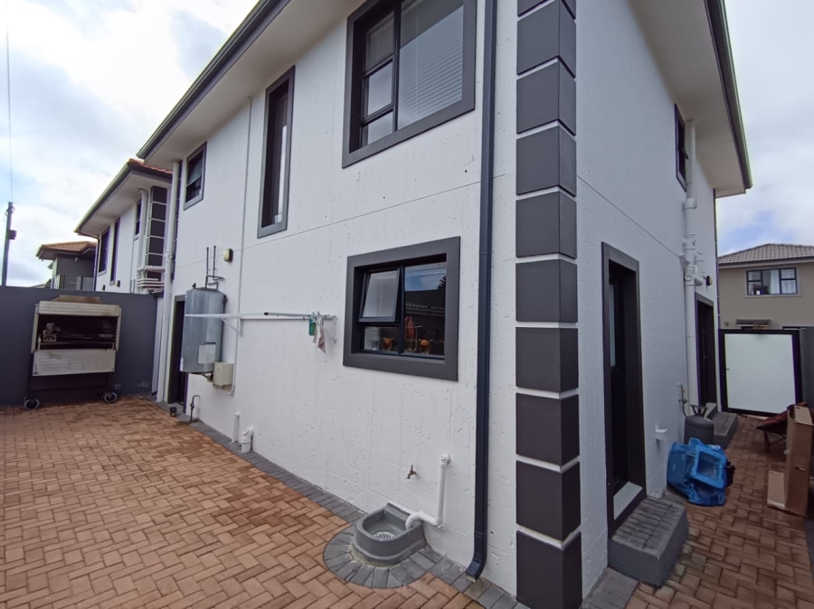 3 Bedroom Property for Sale in Dana Bay Western Cape
